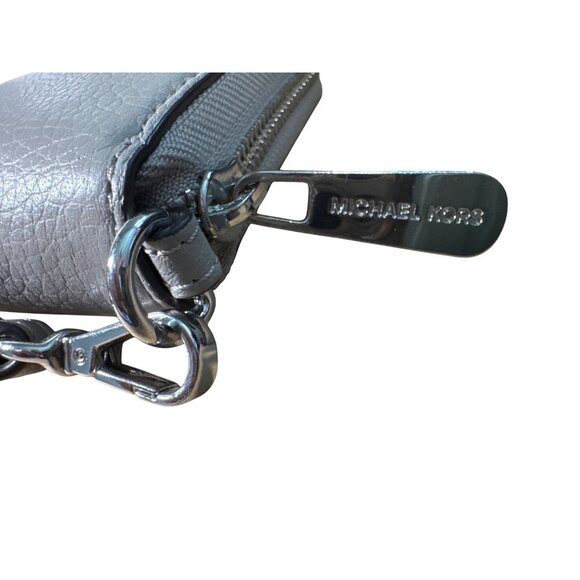 Michael Kors Pebbled Leather Wristlet Wallet With Card Slots & Zippered Closure - Picture 4 of 5